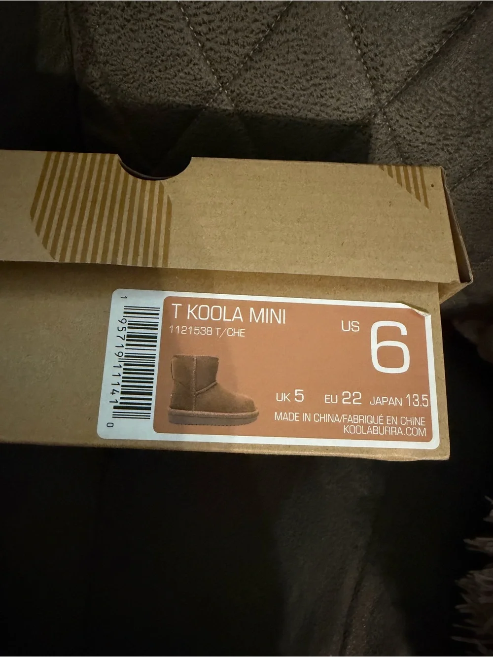 Koolaburra ugg suede